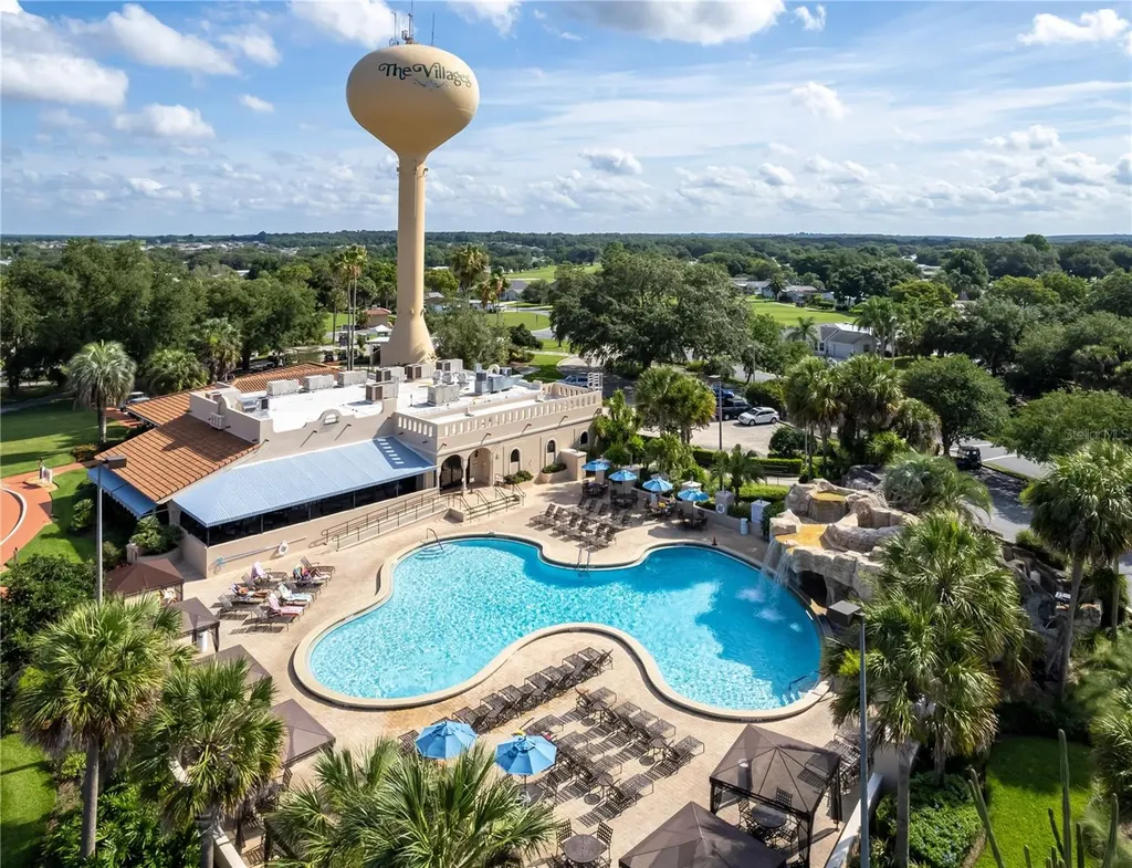 1620 W Schwartz Boulevard The Villages FL 32159