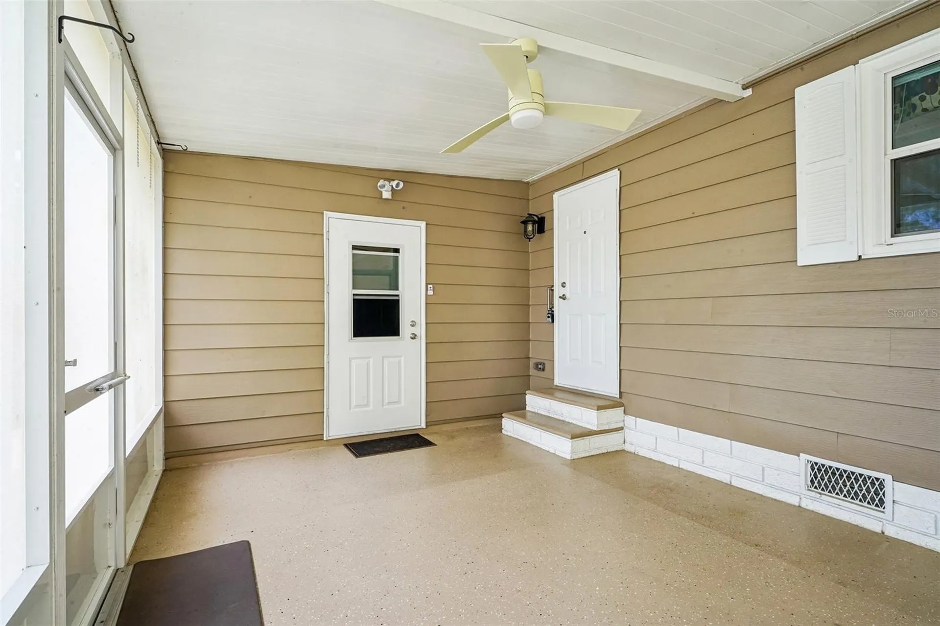 1620 W Schwartz Boulevard The Villages FL 32159