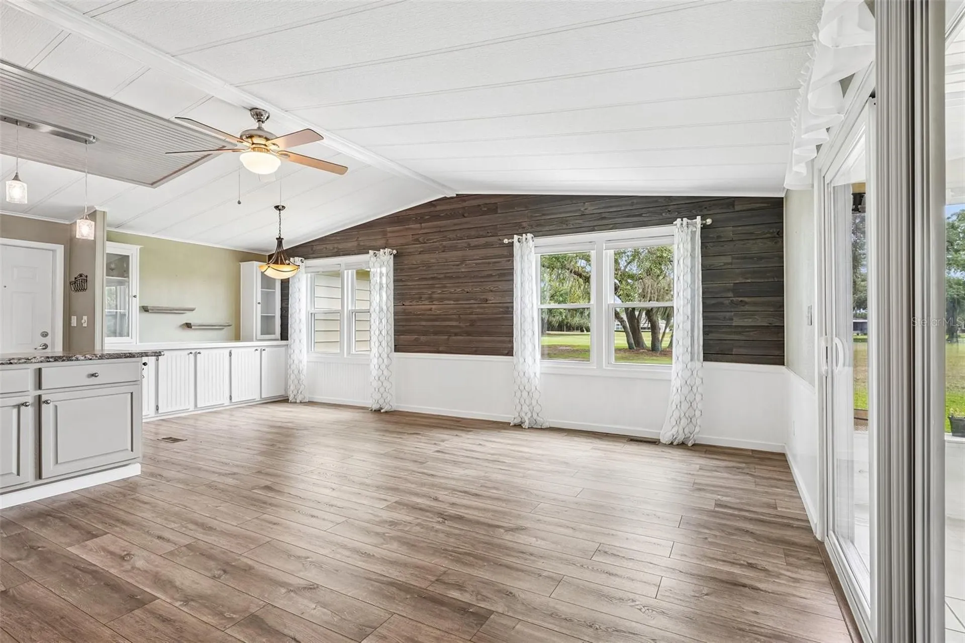 1620 W Schwartz Boulevard The Villages FL 32159