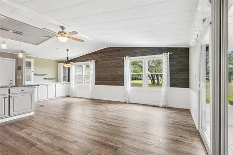 1620 W Schwartz Boulevard The Villages FL 32159