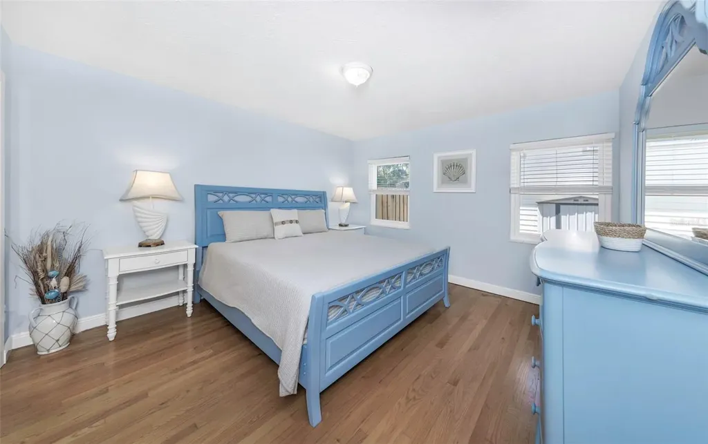 2525 53rd Street S Gulfport FL 33707