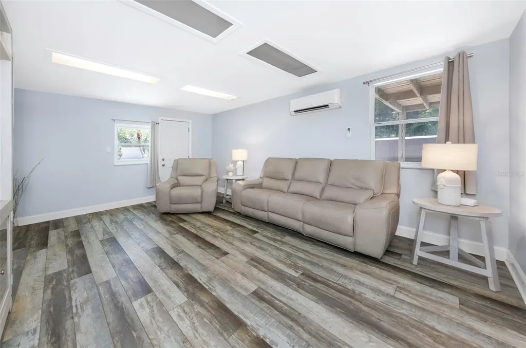 2525 53rd Street S Gulfport FL 33707