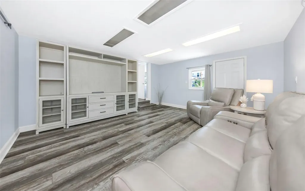 2525 53rd Street S Gulfport FL 33707