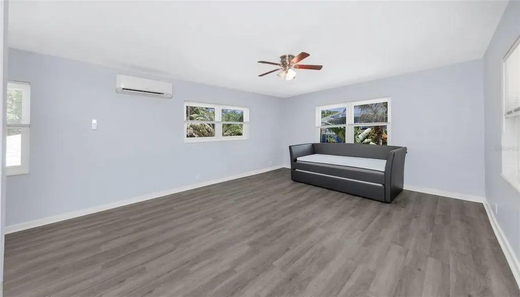 2525 53rd Street S Gulfport FL 33707