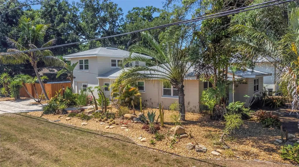 2525 53rd Street S Gulfport FL 33707