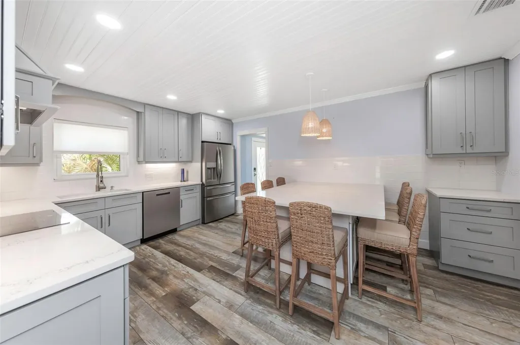 2525 53rd Street S Gulfport FL 33707