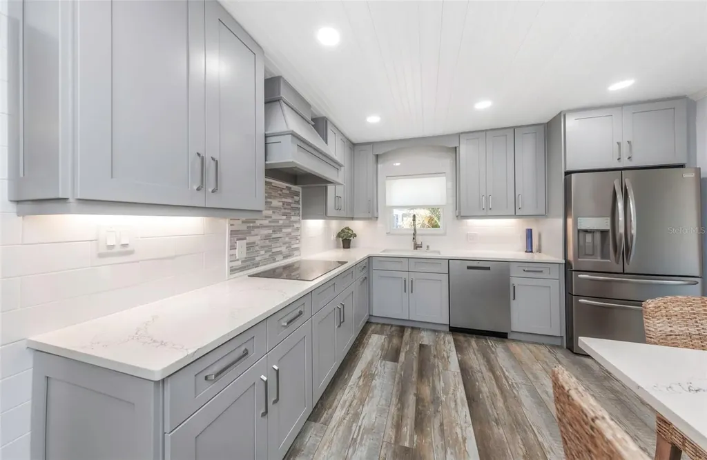 2525 53rd Street S Gulfport FL 33707