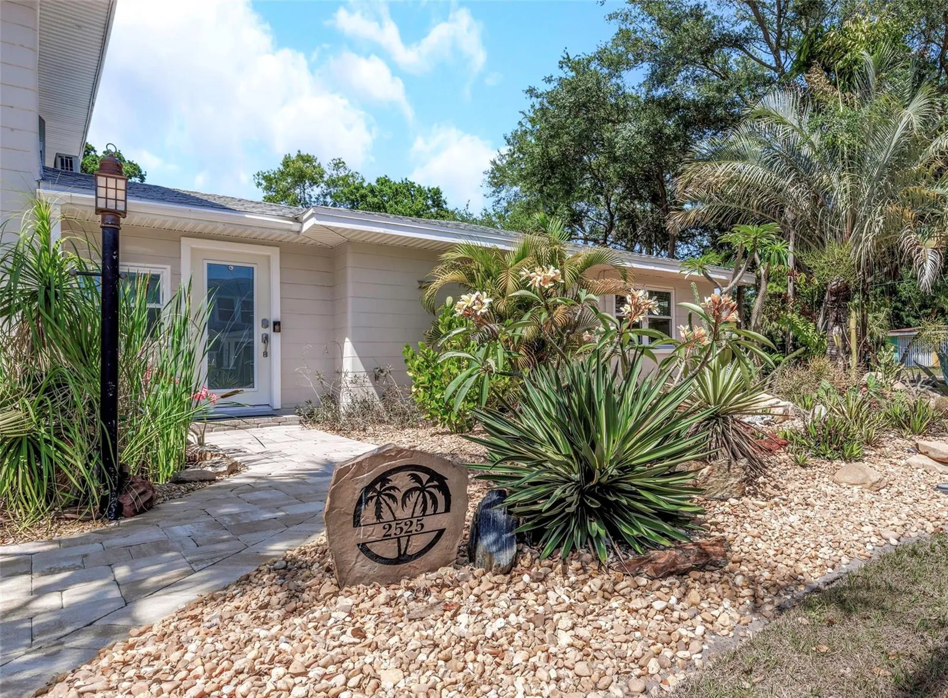2525 53rd Street S Gulfport FL 33707