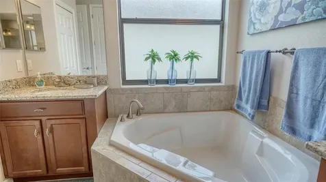1043 145th Street Circle NE Bradenton FL 34212