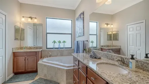 1043 145th Street Circle NE Bradenton FL 34212