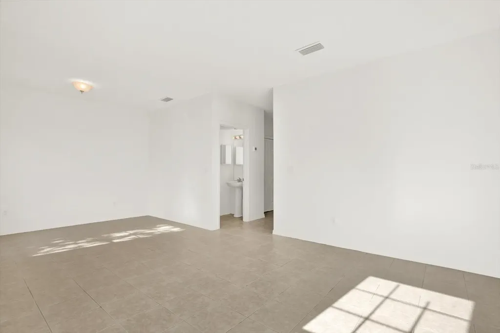 1439 Sedgwick Drive Wesley Chapel FL 33543