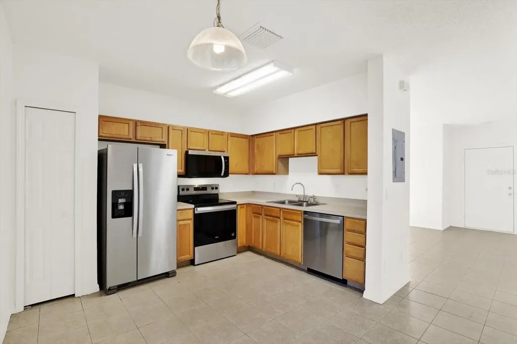 1439 Sedgwick Drive Wesley Chapel FL 33543