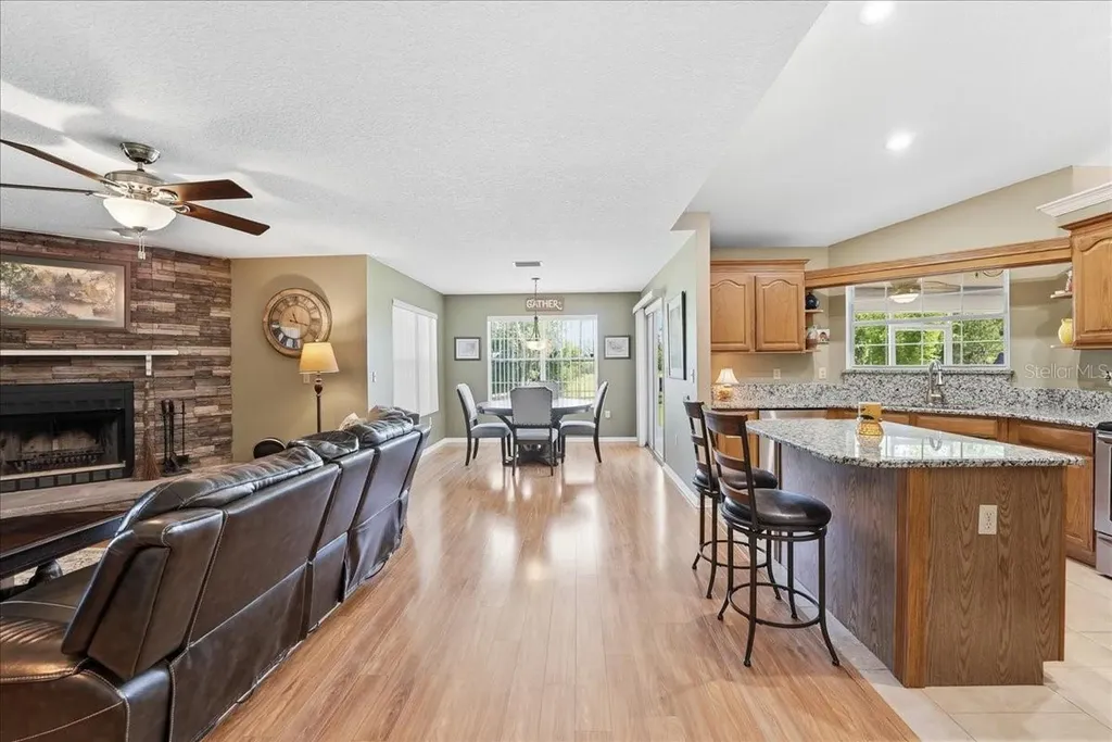 15241 Shady Lane Tavares FL 32778