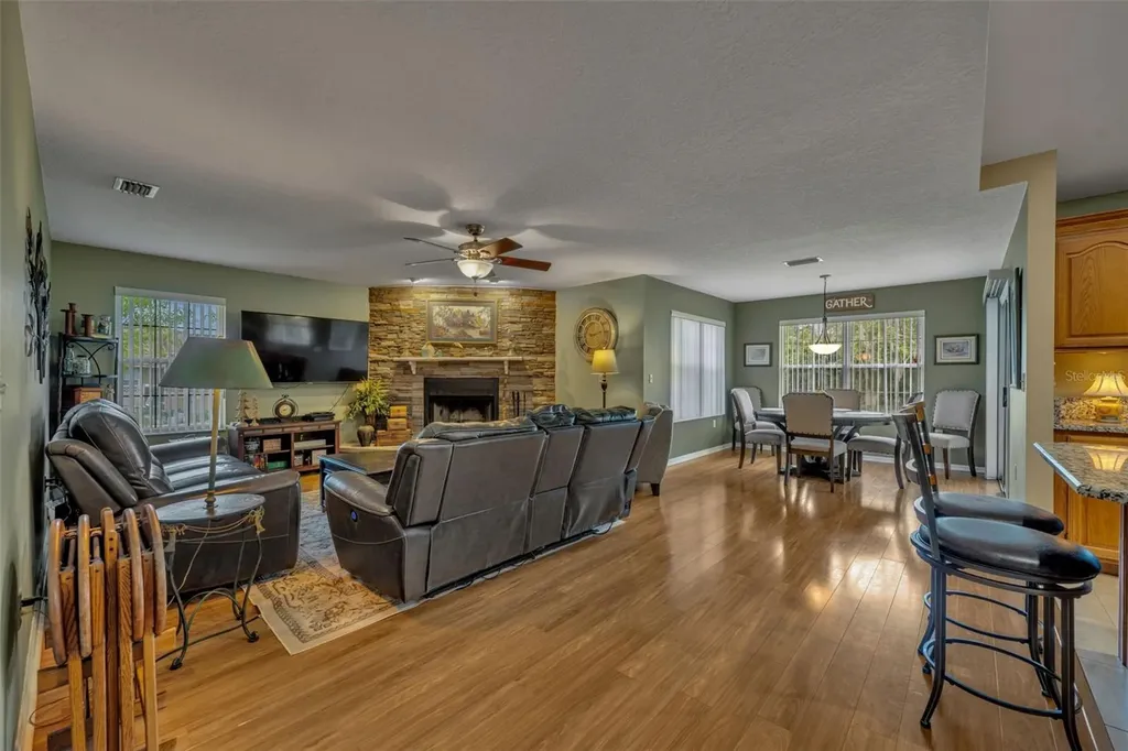 15241 Shady Lane Tavares FL 32778