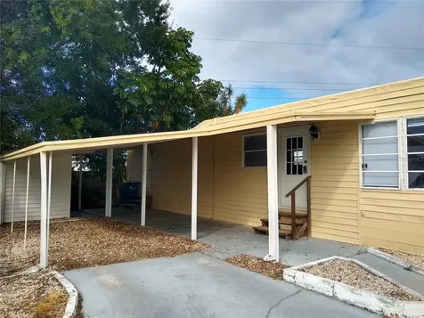 205 52nd Avenue Drive W Bradenton FL 34207