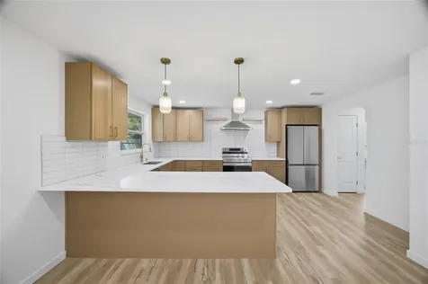 7520 20th Street N St Petersburg FL 33702