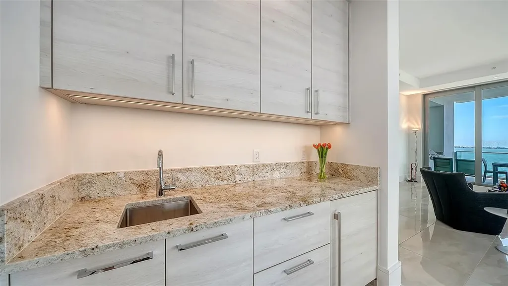 401 Quay Sarasota FL 34236