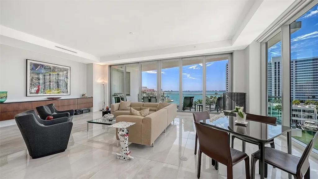 401 Quay Sarasota FL 34236