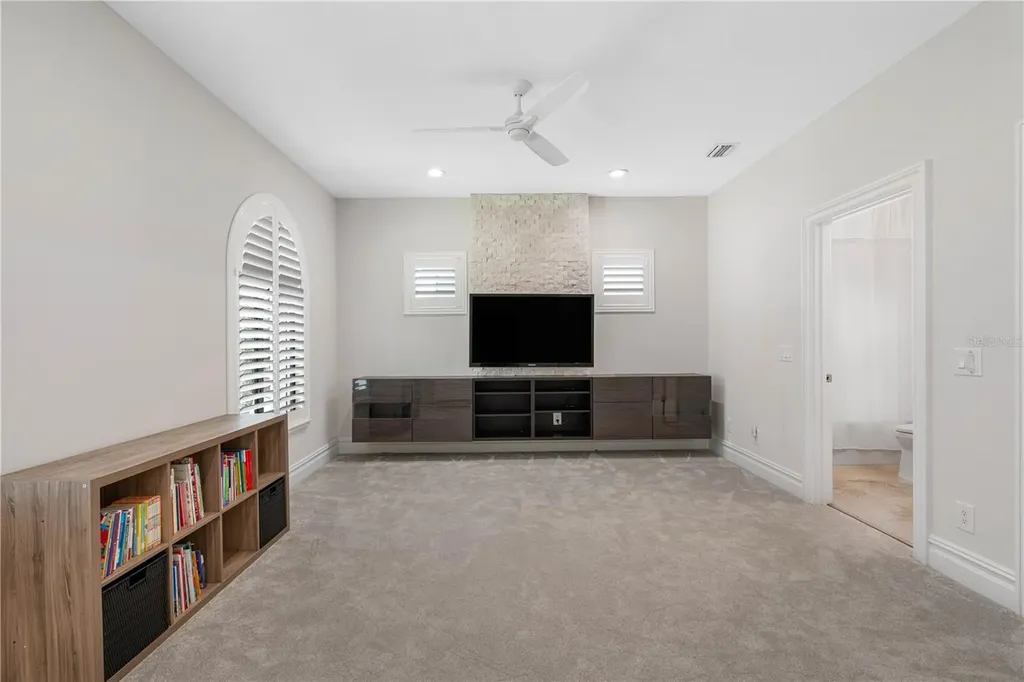 3512 W San Juan Street Tampa FL 33629