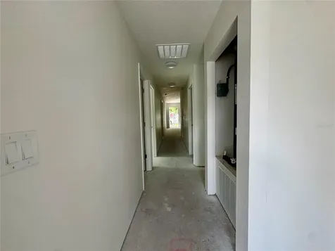 2015 E Seward Street Tampa FL 33604