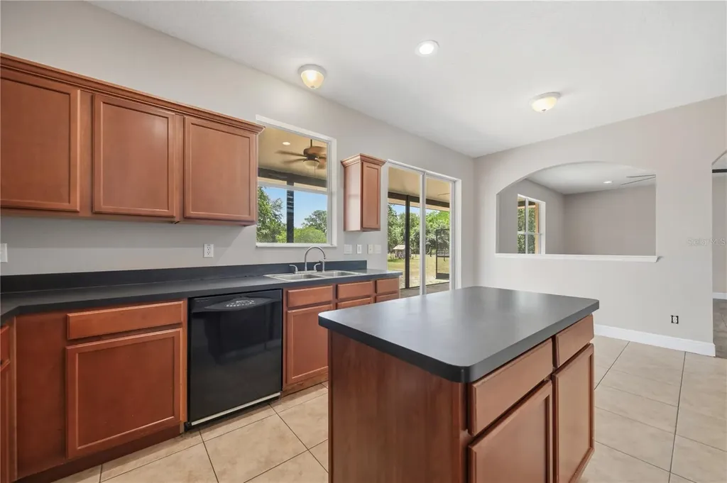 8848 Bogaert Drive Groveland FL 34736
