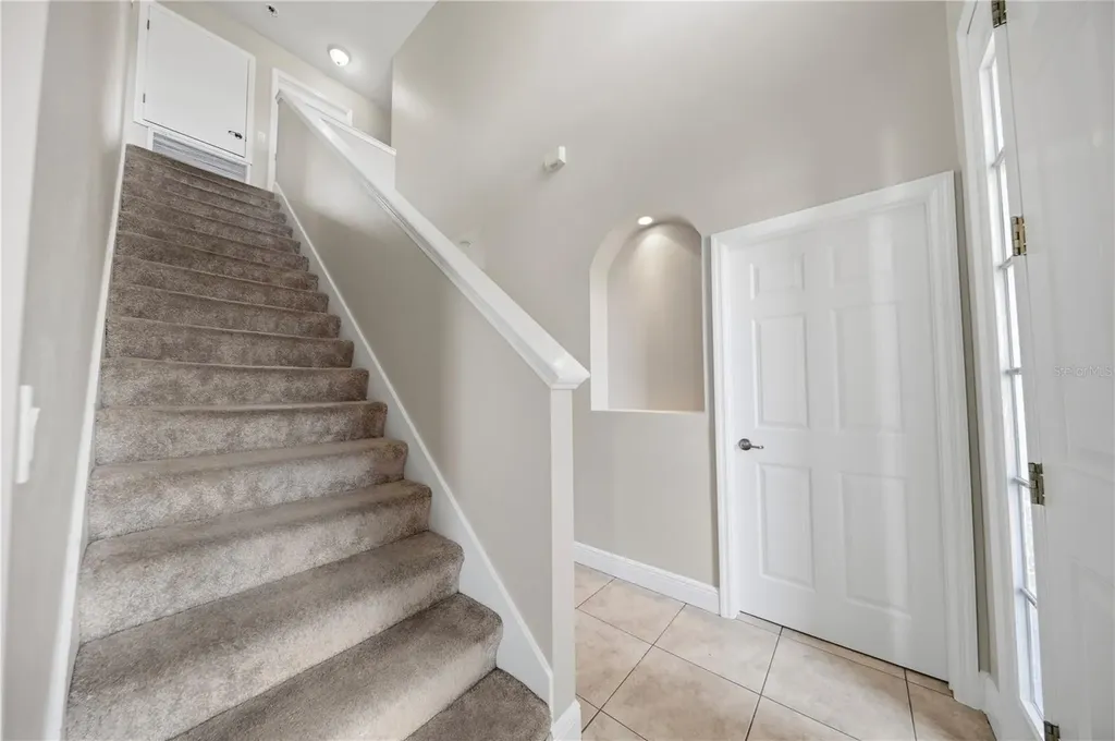 8848 Bogaert Drive Groveland FL 34736