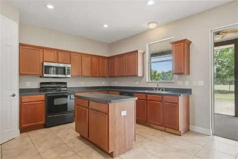 8848 Bogaert Drive Groveland FL 34736