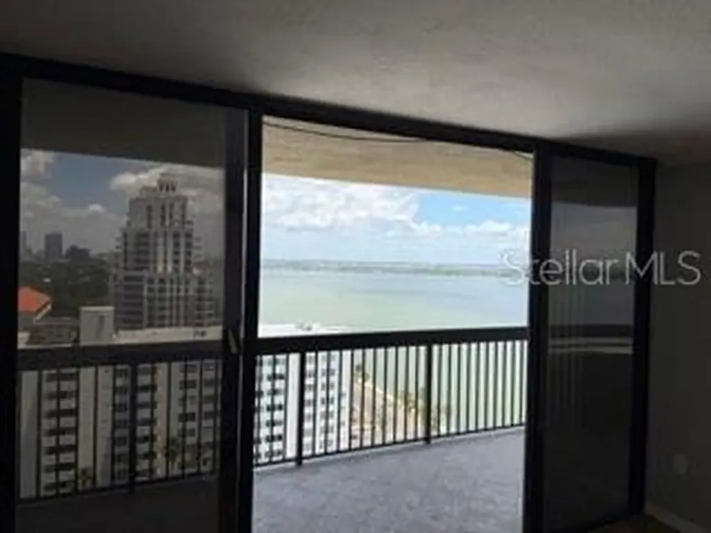 2413 Bayshore Boulevard Tampa FL 33629
