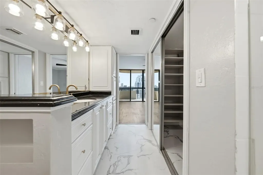 2413 Bayshore Boulevard Tampa FL 33629