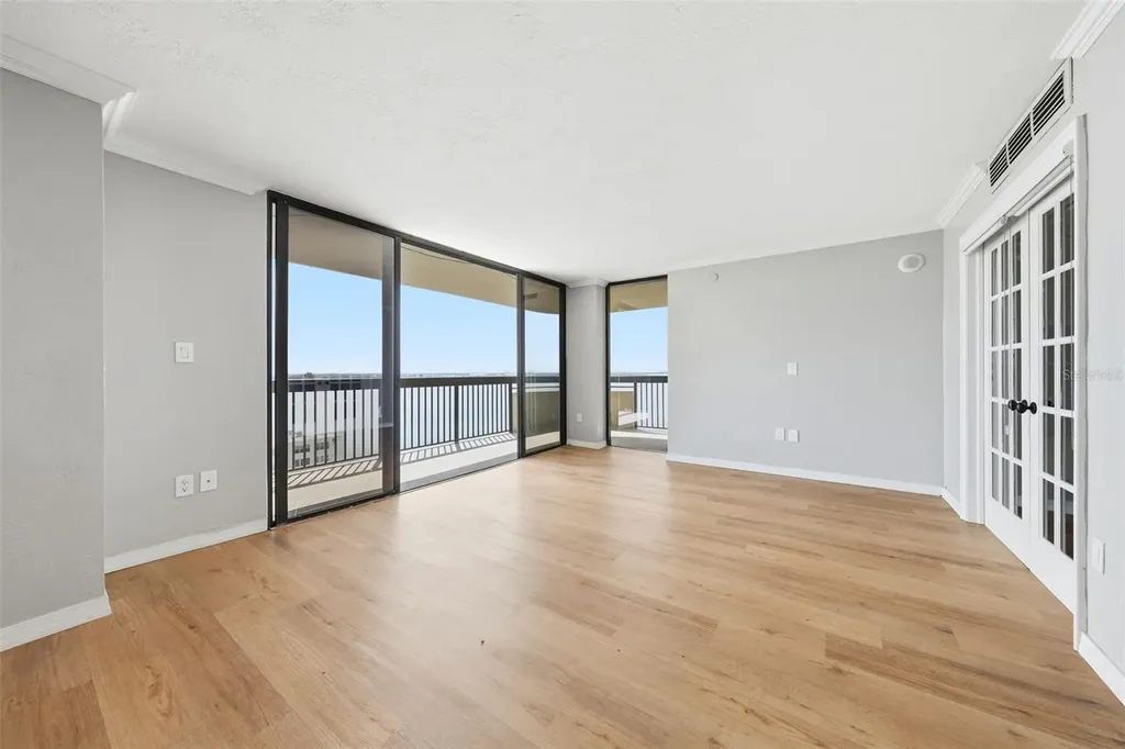 2413 Bayshore Boulevard Tampa FL 33629