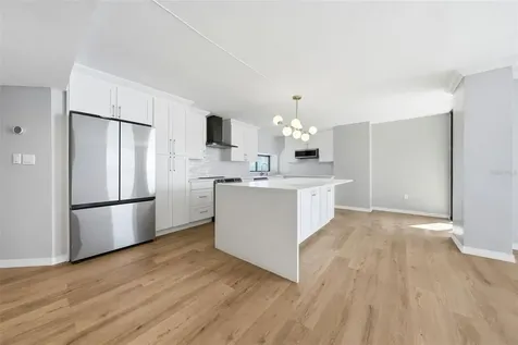 2413 Bayshore Boulevard Tampa FL 33629