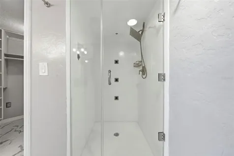 2413 Bayshore Boulevard Tampa FL 33629