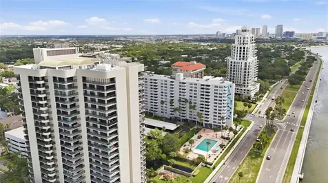 2413 Bayshore Boulevard Tampa FL 33629
