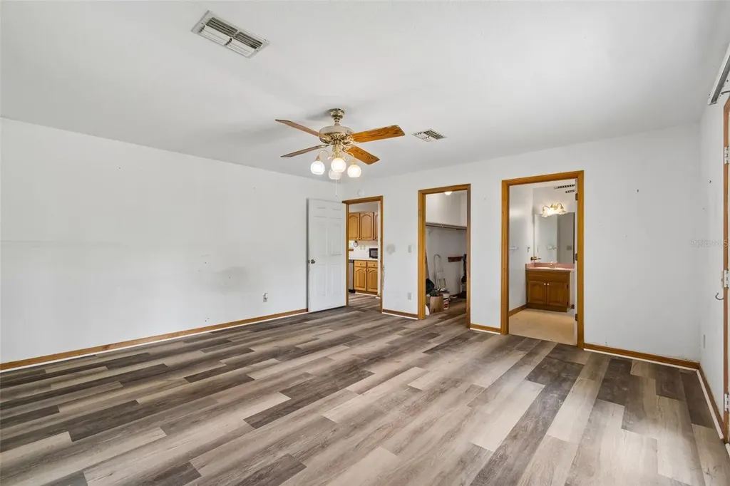 17879 Parrish Grove Road Dade City FL 33523