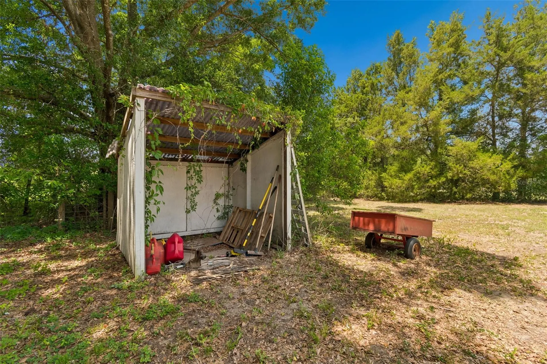 17879 Parrish Grove Road Dade City FL 33523