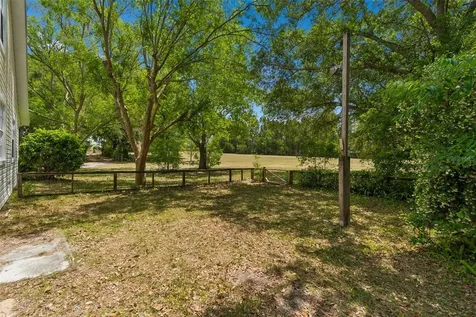 17879 Parrish Grove Road Dade City FL 33523