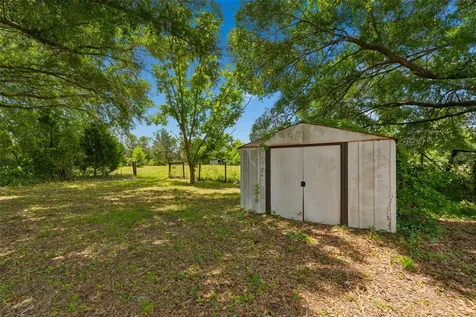17879 Parrish Grove Road Dade City FL 33523