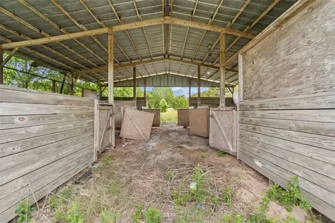 17879 Parrish Grove Road Dade City FL 33523