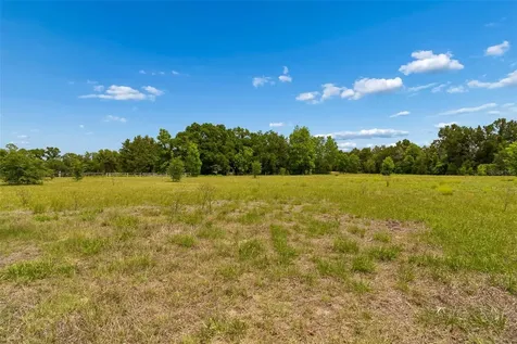 17879 Parrish Grove Road Dade City FL 33523