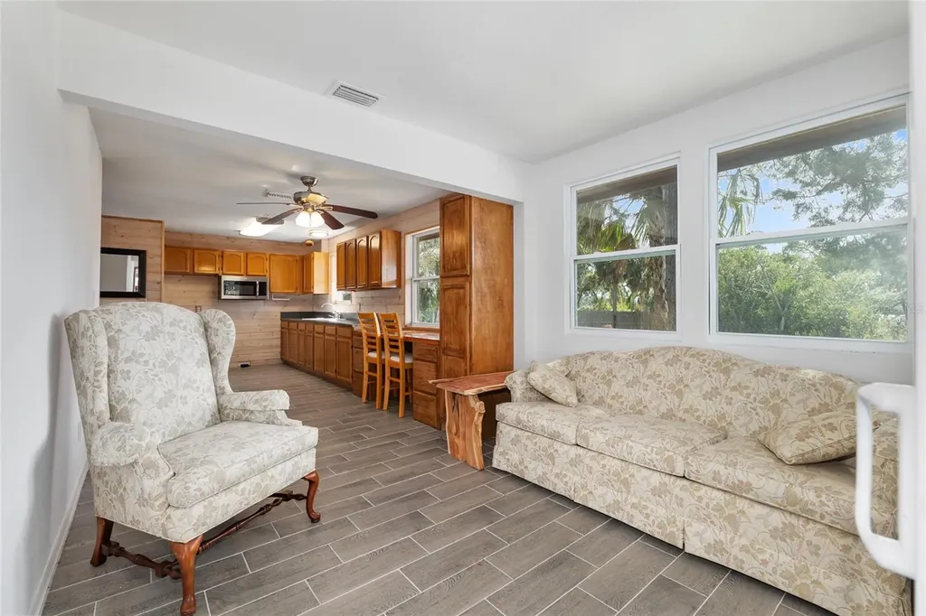 1326 S Estuary Crystal River FL 34429