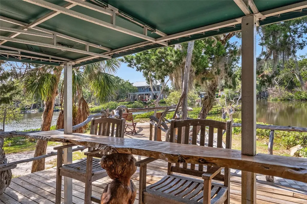 1326 S Estuary Crystal River FL 34429