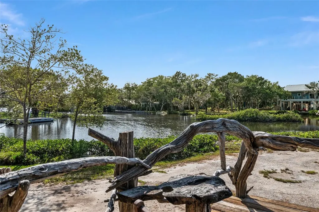 1326 S Estuary Crystal River FL 34429