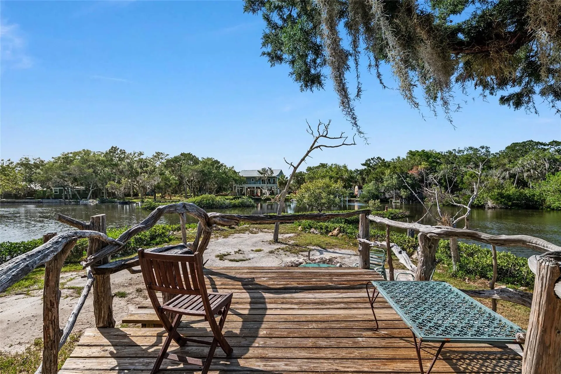 1326 S Estuary Crystal River FL 34429