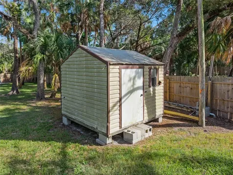 1326 S Estuary Crystal River FL 34429