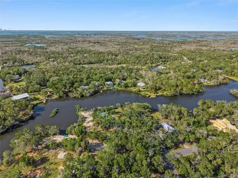 1326 S Estuary Crystal River FL 34429