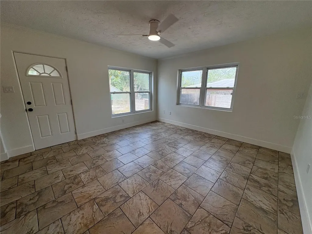 1140 3rd Street N Safety Harbor FL 34695