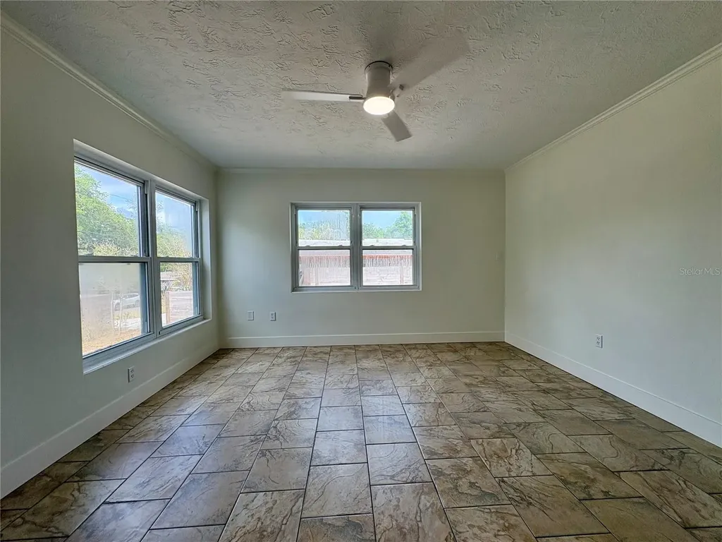 1140 3rd Street N Safety Harbor FL 34695