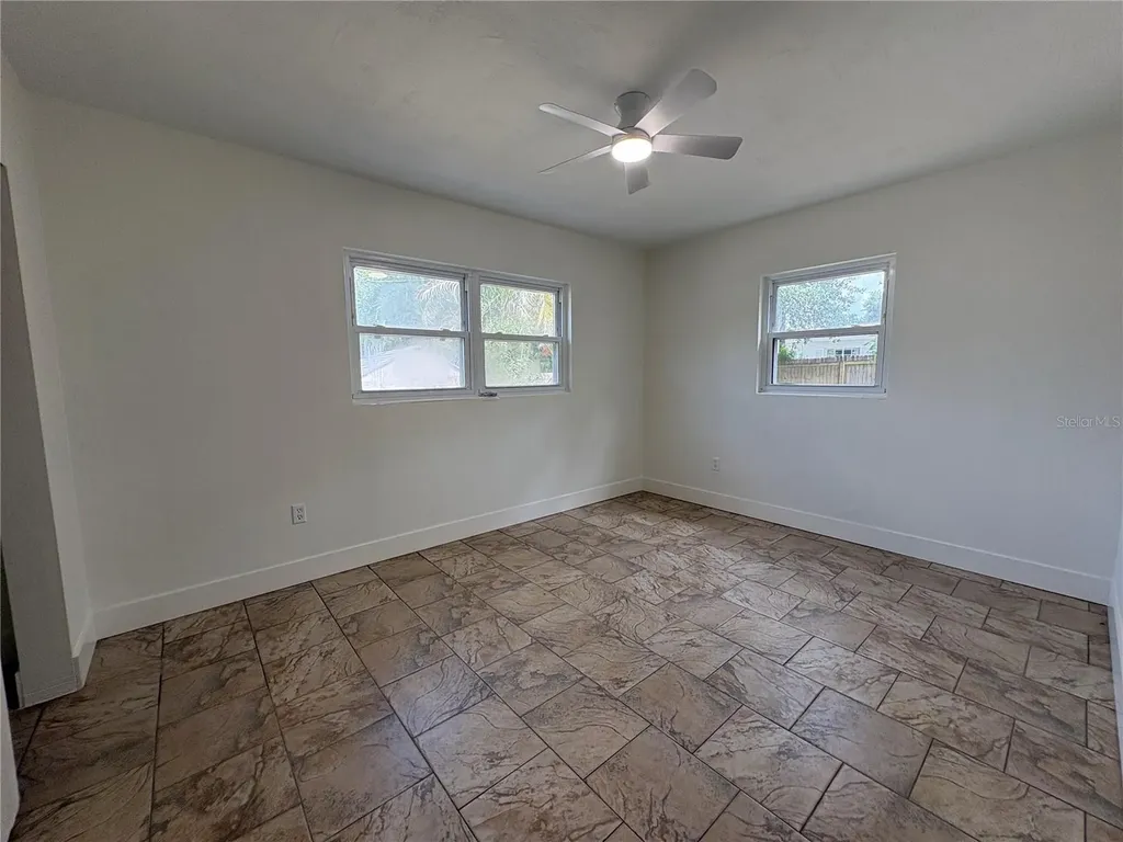 1140 3rd Street N Safety Harbor FL 34695