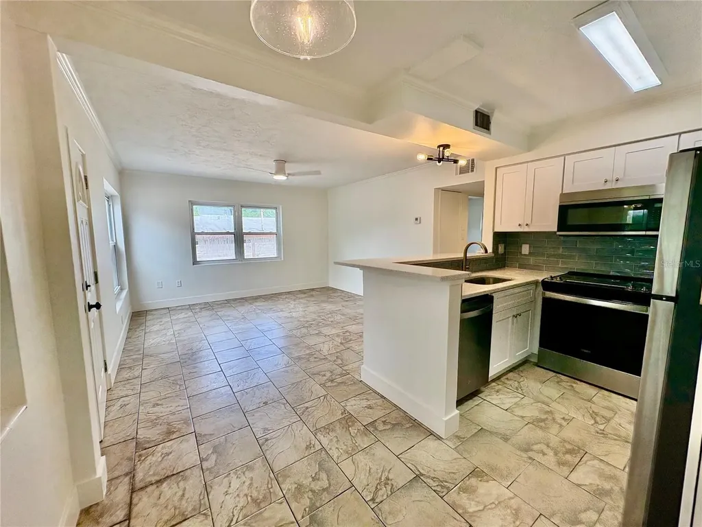 1140 3rd Street N Safety Harbor FL 34695