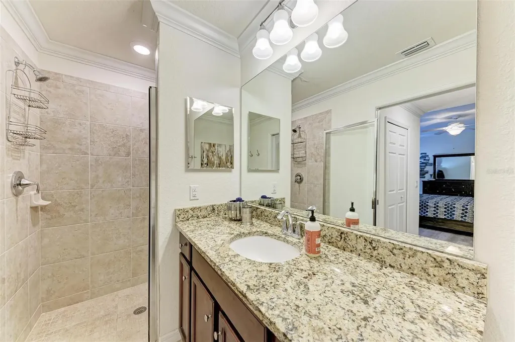 16814 Vardon Terrace Bradenton FL 34211